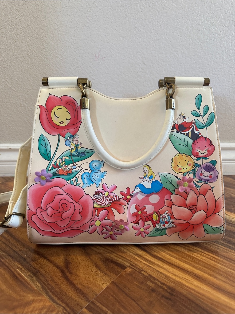 Loungefly Alice in Wonderland Disney Handbag Purse Crossbody Bag Flowers Rare